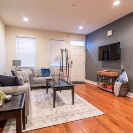 Beautiful Lux 4 Bedroom*Near Penn/Chop*Roof Deck Philadelphia Eksteriør billede